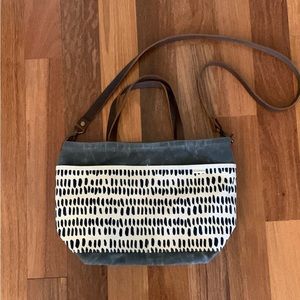 BookHou Crossbody bag/project bag